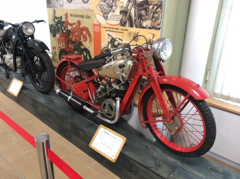 PHOTO-2018-06-10-04-37-33