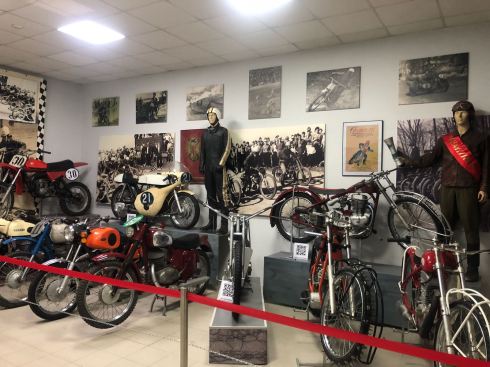 PHOTO-2018-06-10-04-42-33