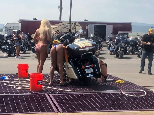 PHOTO-2018-08-10-18-08-45 4