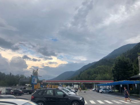 PHOTO-2018-09-07-08-52-24