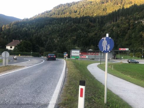 PHOTO-2018-09-08-19-28-45 3